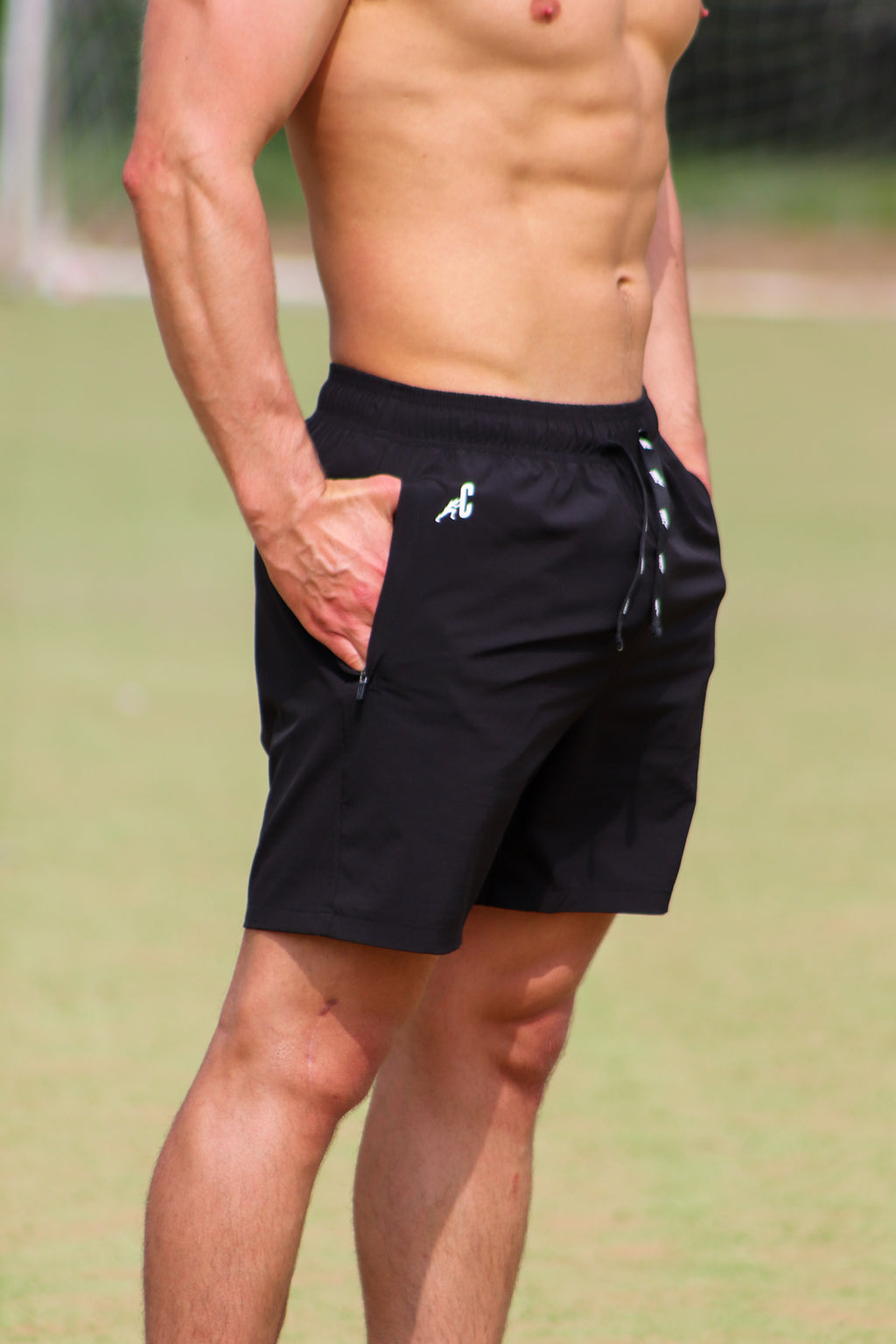 CAMIA Training Shorts 5" - Black